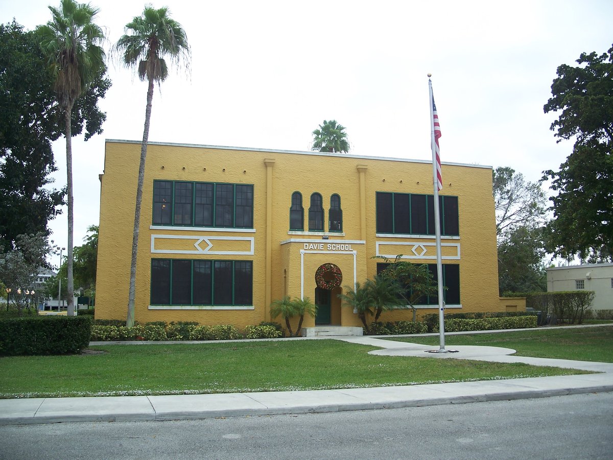 Davie, FL - Davie School - Wikipedia